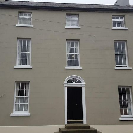 The Castle Apartment Strangford Exterior foto