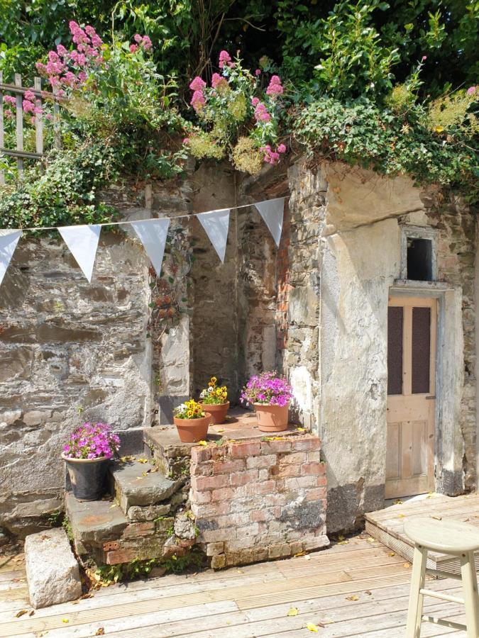 The Castle Apartment Strangford Exterior foto