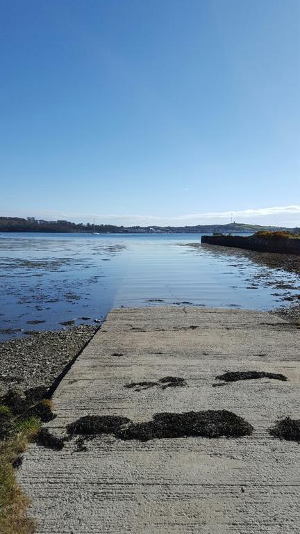 The Castle Apartment Strangford Exterior foto
